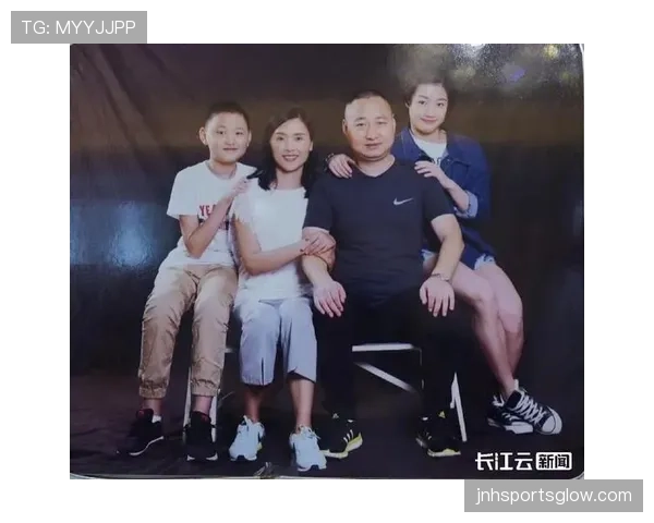 看到昌雅妮的家居照,直接被打懵——别人厨房比我整个租房还精致 看到昌雅妮的家居照,直接被打懵——别人厨房比我整个租房还精致